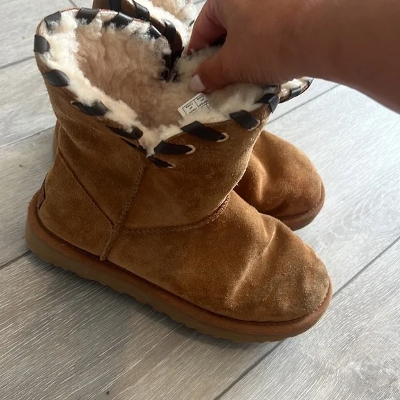 Ugg chestnut Aidah slip on suede sheepskin ankle boot size 6 - Picture 11 of 13